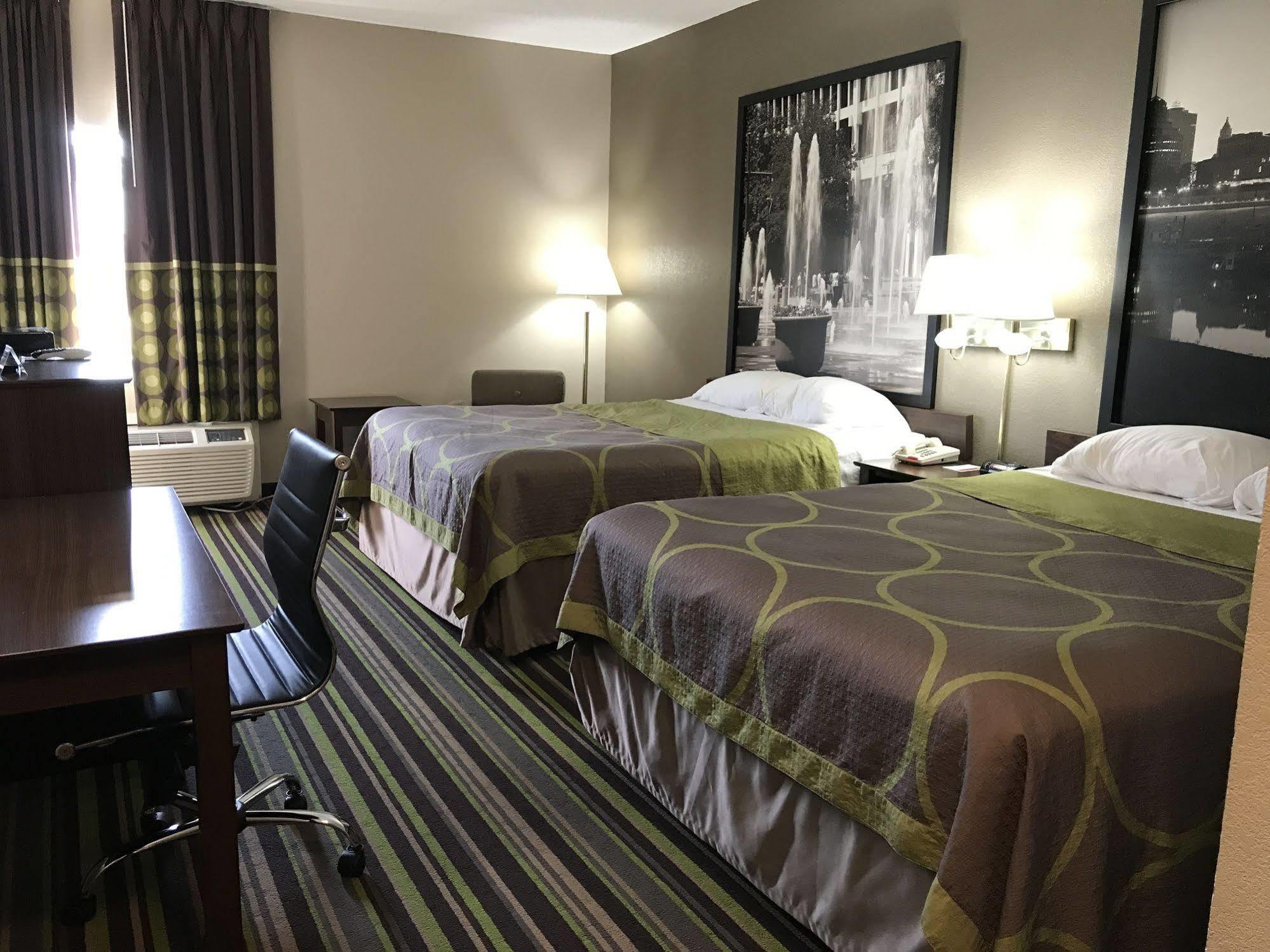 ซูเปอร์ 8 บาย วินด์แฮม เฮอร์นันโด Hotel เฮอร์นานโด ภายนอก รูปภาพ